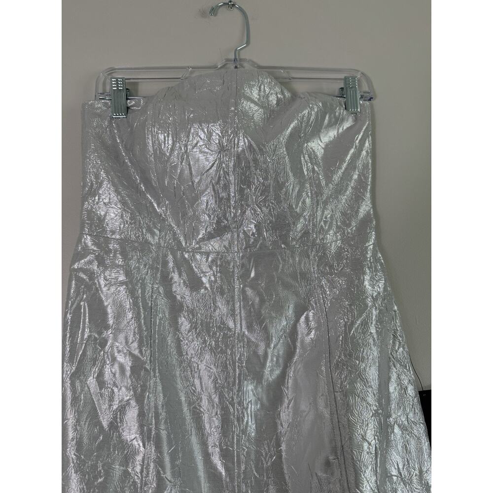 NWT Lulus Party Poise Textured Strapless Bodycon Mini Dress in Silver Size S - Picture 3 of 11